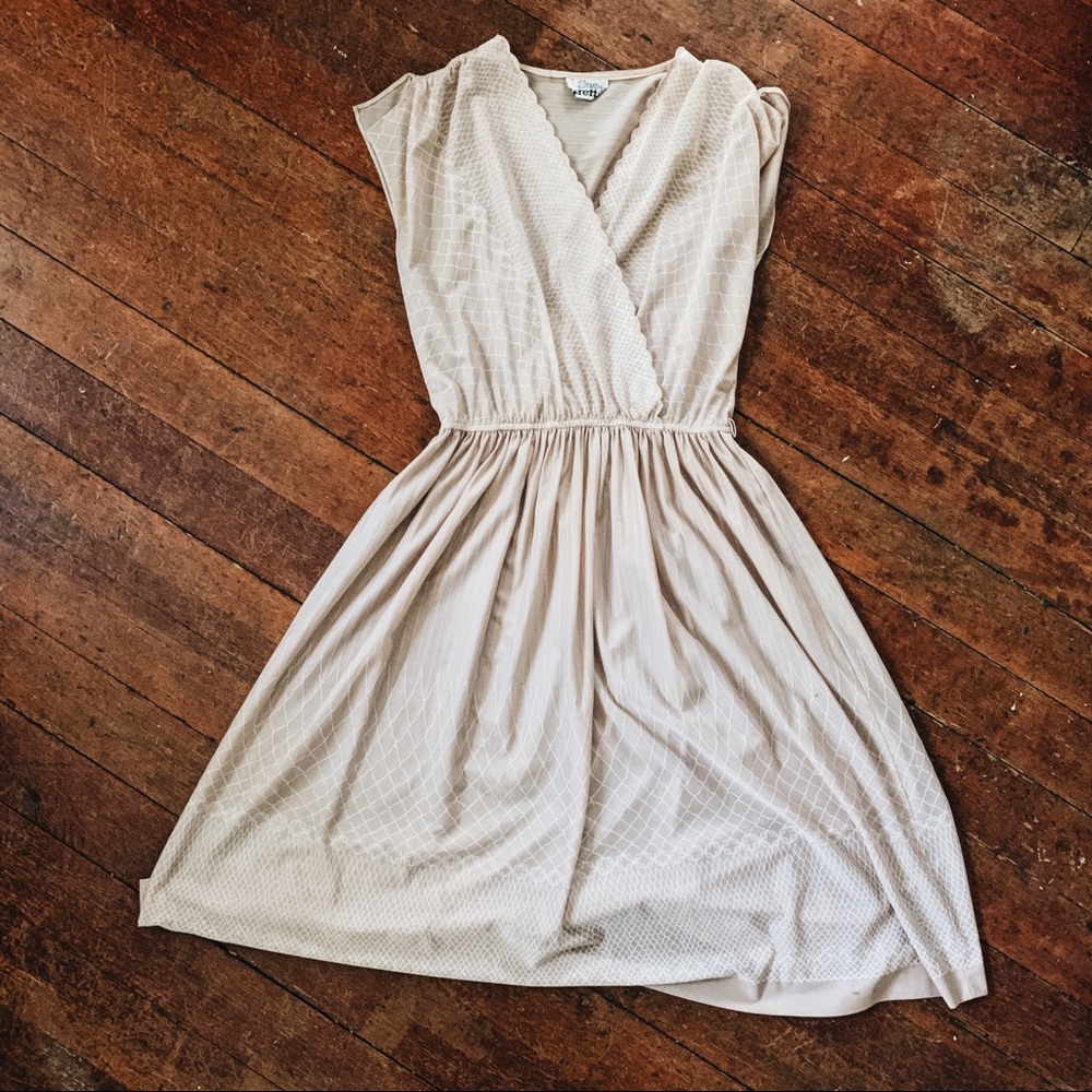 Vintage patterned faux wrap dress XS - S